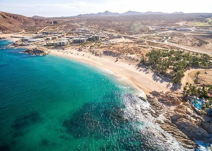 Holiday home Endless Summer - Award Winning 2Bed 2Bath Condo - Heated Rooftop Pool With Ocean Views - Gym - 5Min Walk To Beach - Fiber Internet - Sleeps 6 Cabo San Lucas