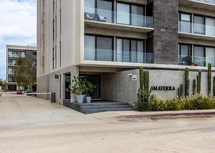 Endless Summer - Award Winning 2bed 2bath - Heated Rooftop Pool With Ocean Views - Gym - 5min Walk To - Fiber Internet - Sleeps 6 Ferienhaus *